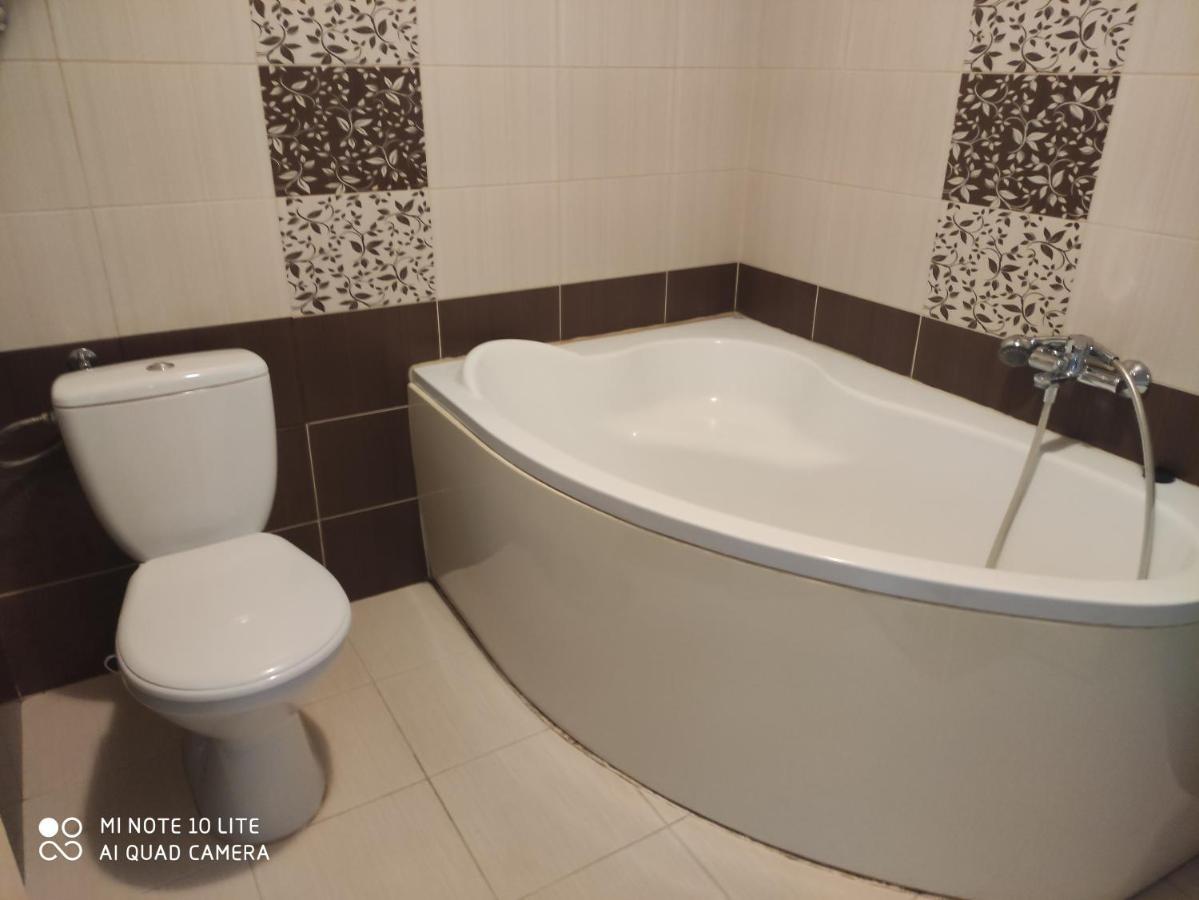 Apartman Lucky 5 Izbovy Rodinny Dom Exterior photo