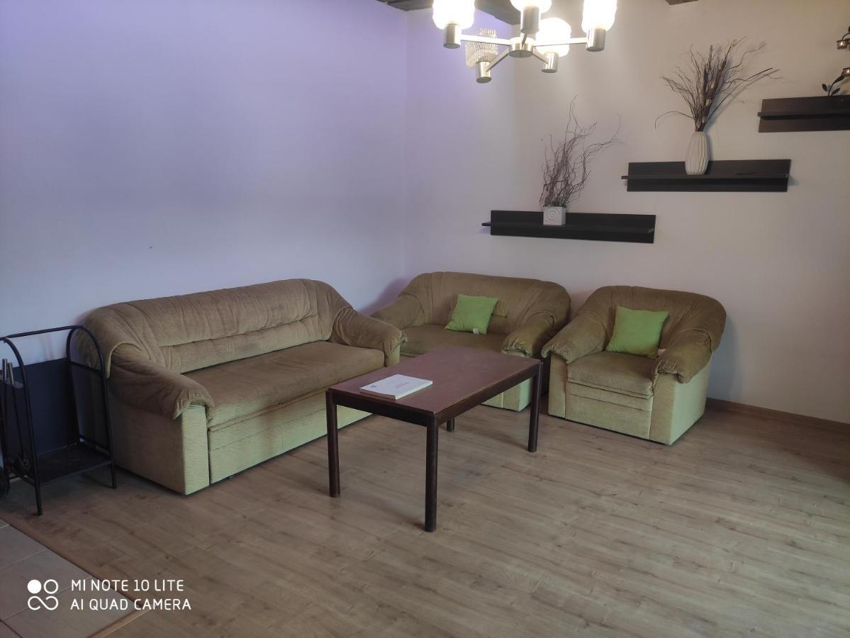 Apartman Lucky 5 Izbovy Rodinny Dom Exterior photo